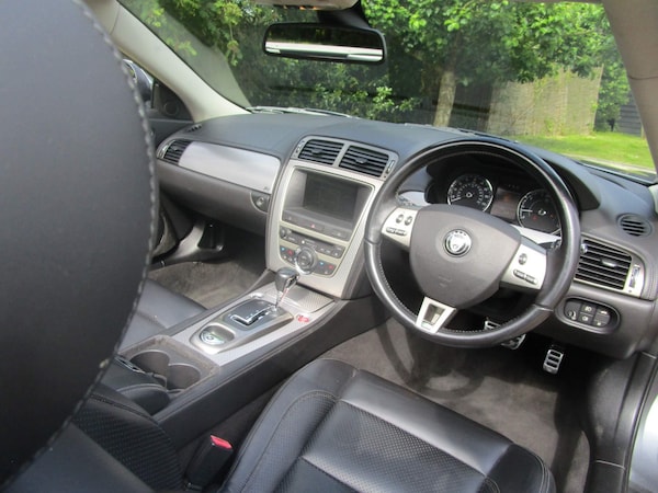 Used Jaguar XKR 2006 for sale - 75318979: Photo 14