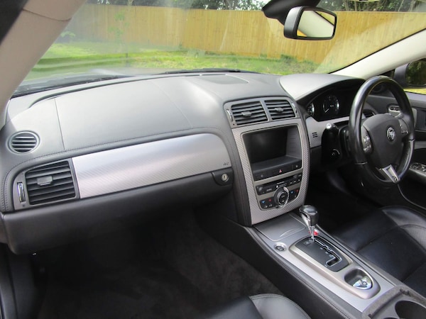 Used Jaguar XKR 2006 for sale - 75318979: Photo 28