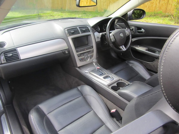 Used Jaguar XKR 2006 for sale - 75318979: Photo 29