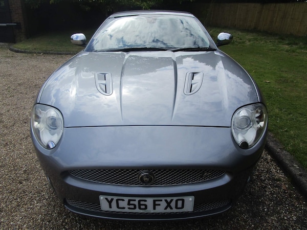 Used Jaguar XKR 2006 for sale - 75318979: Photo 6
