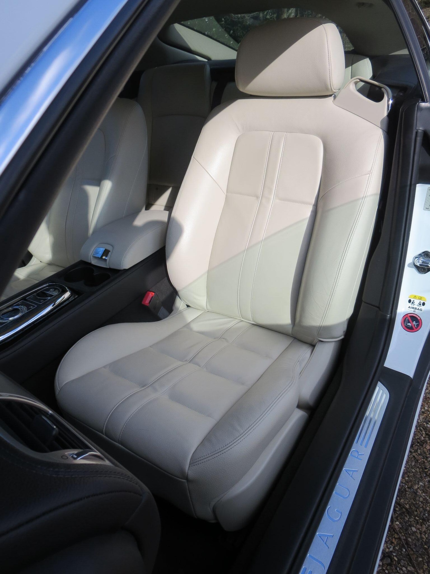 Used Jaguar XK 2012 for sale - 77839118: Photo 26