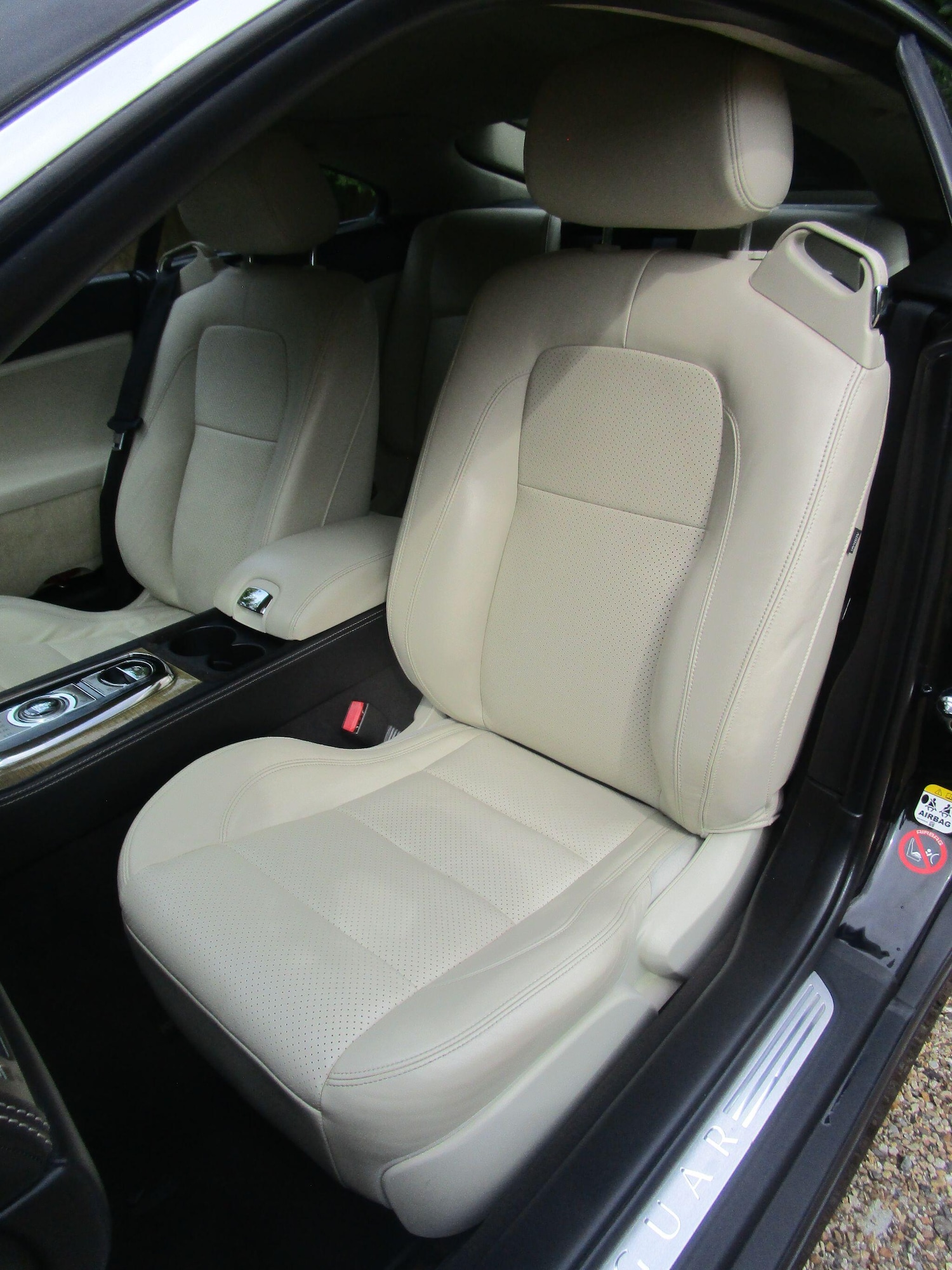 Vehicle 27