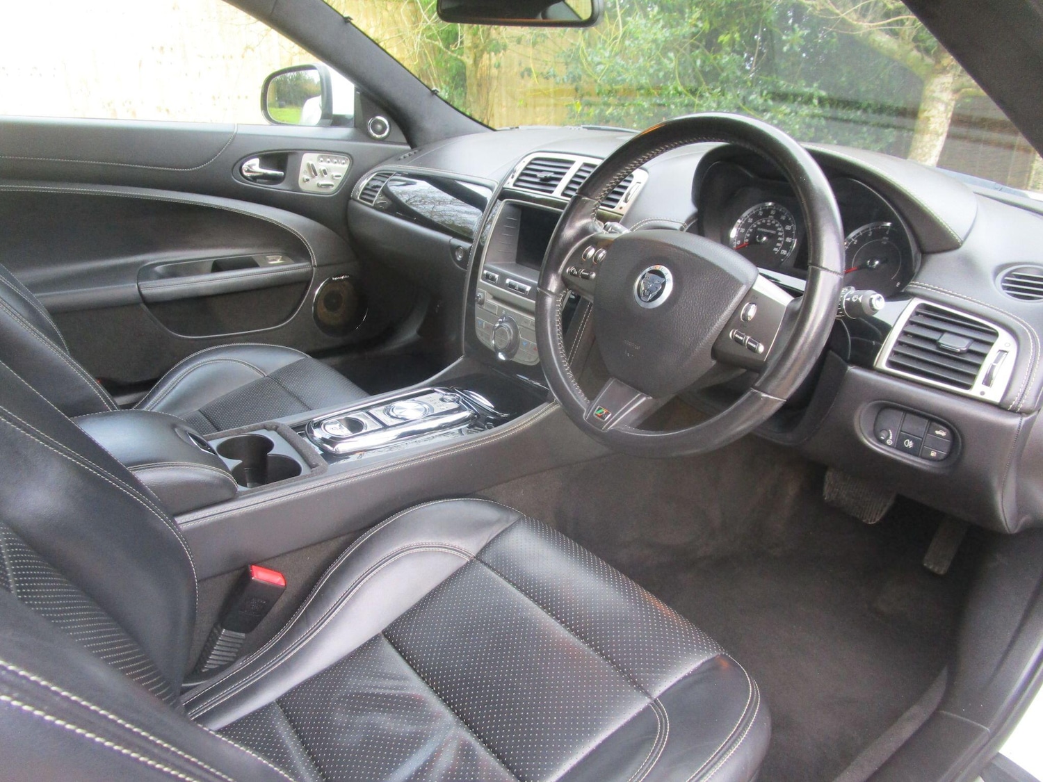 Used Jaguar XK 2010 for sale - 77155551: Photo 10