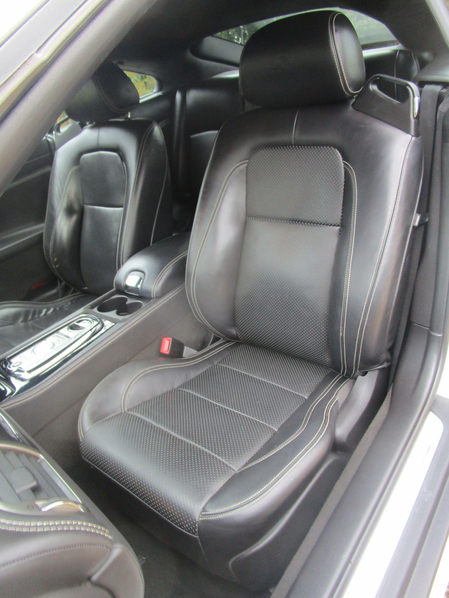 Used Jaguar XK 2010 for sale - 77155551: Photo 25