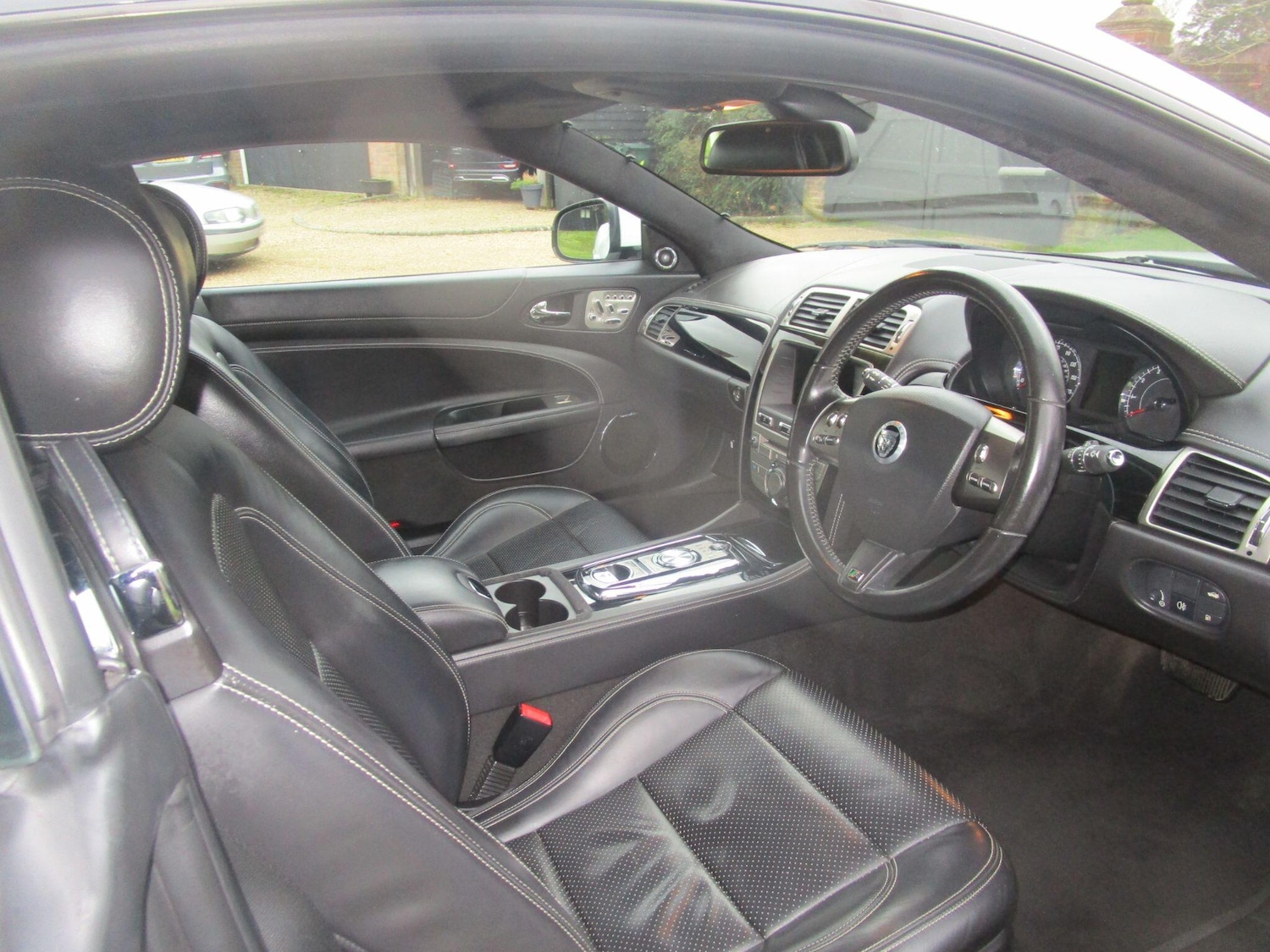 Used Jaguar XK 2010 for sale - 77155551: Photo 28