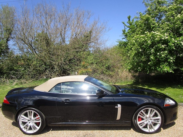 Used Jaguar XKR 2010 for sale - 74455548: Photo 2