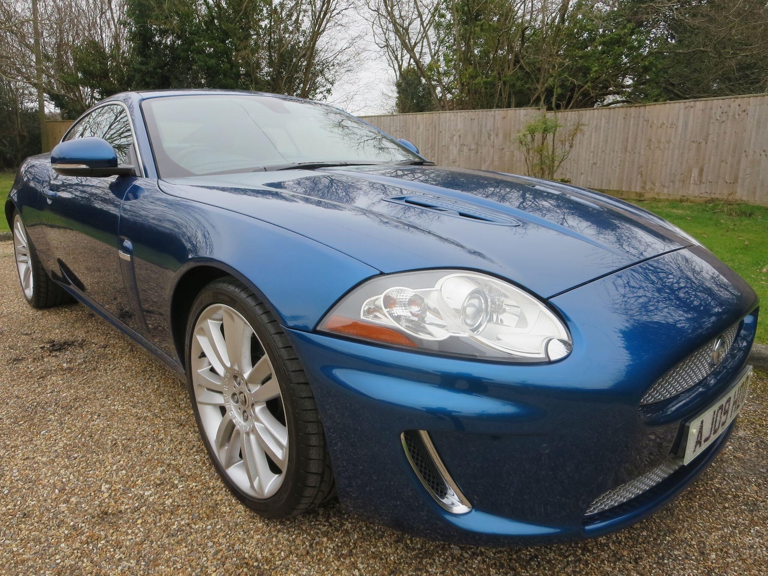 Used Jaguar XK 2009 for sale - 77683838: Photo 2