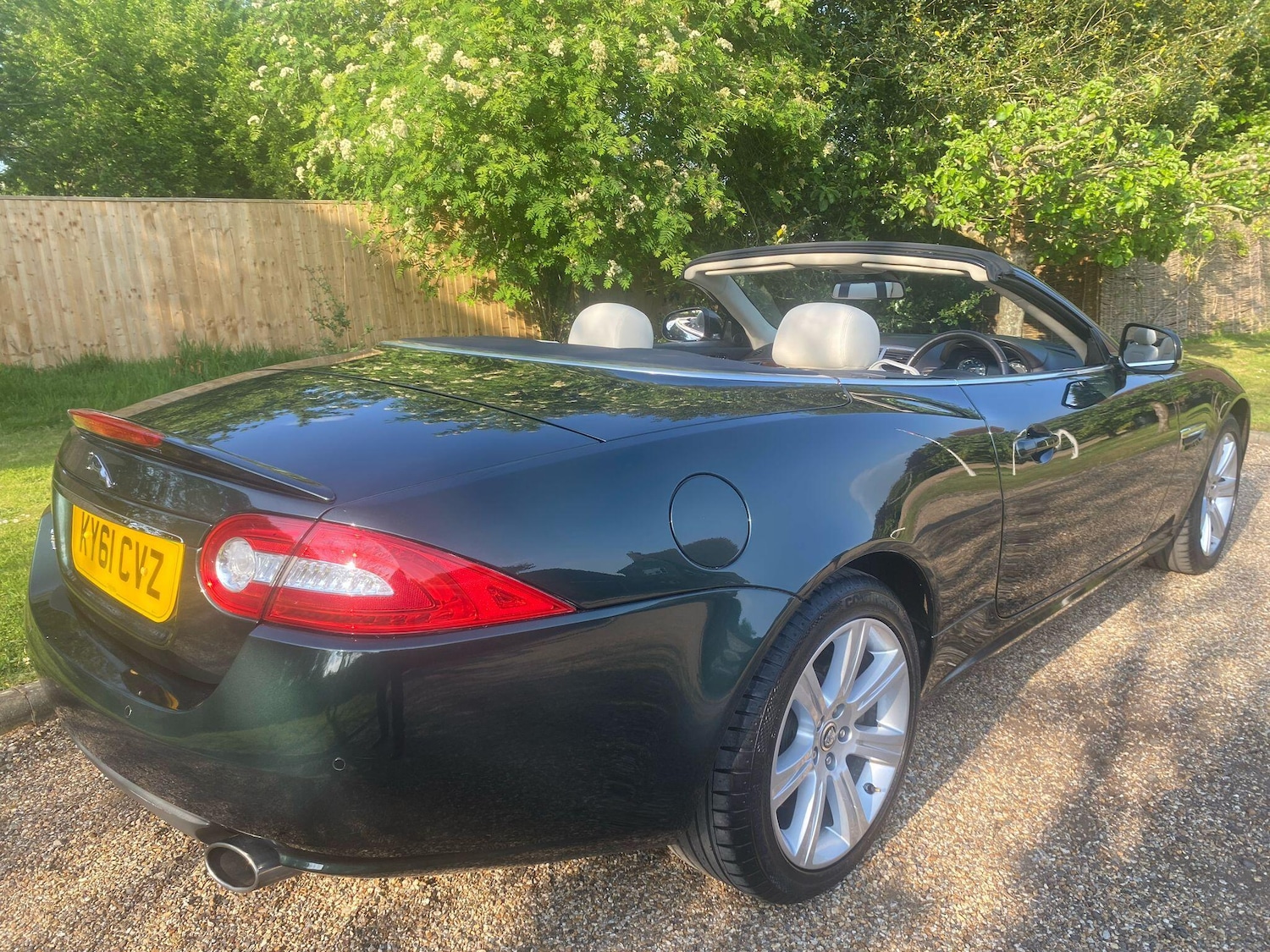 Used Jaguar XK 2011 for sale - 77939832: Photo 12