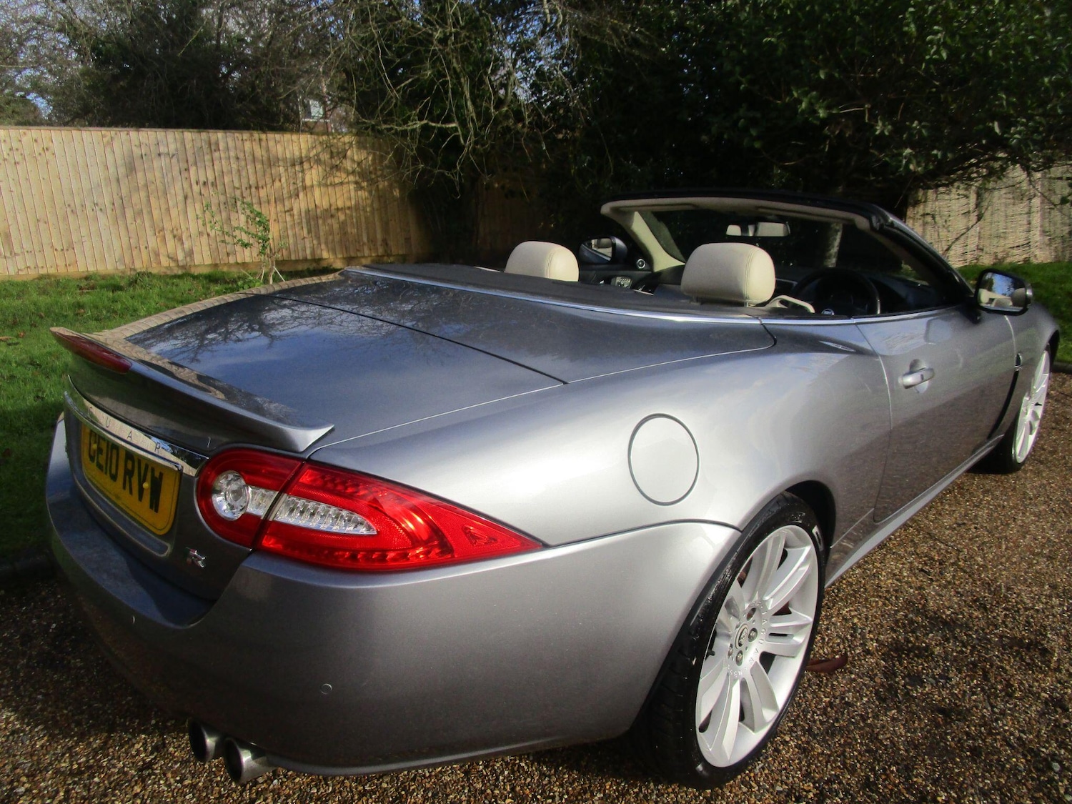 Used Jaguar XK 2010 for sale - 76752885: Photo 13