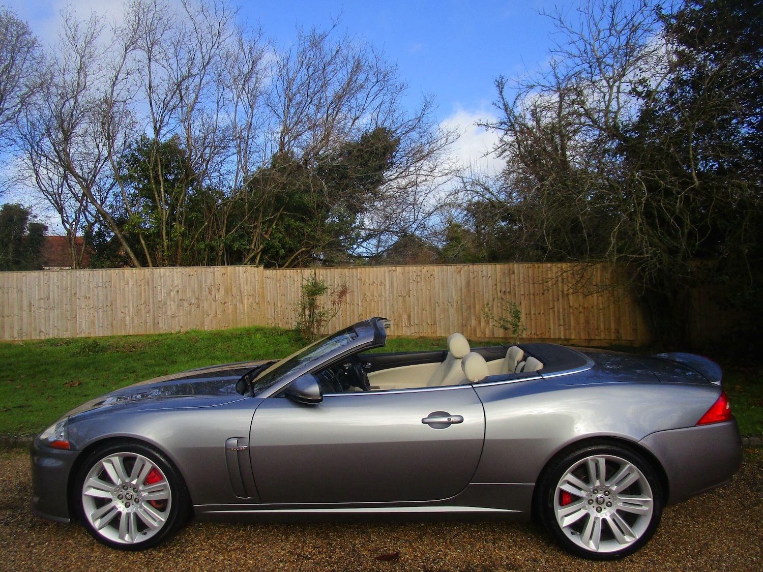 Used Jaguar XK 2010 for sale - 76752885: Photo 9
