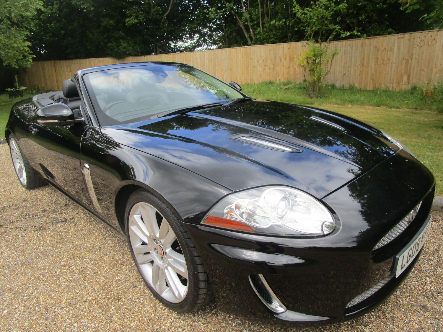Used Jaguar XK 2009 for sale - 76801835: Photo 2