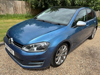 Used Volkswagen Golf 2017 for sale - 78742056: Photo
