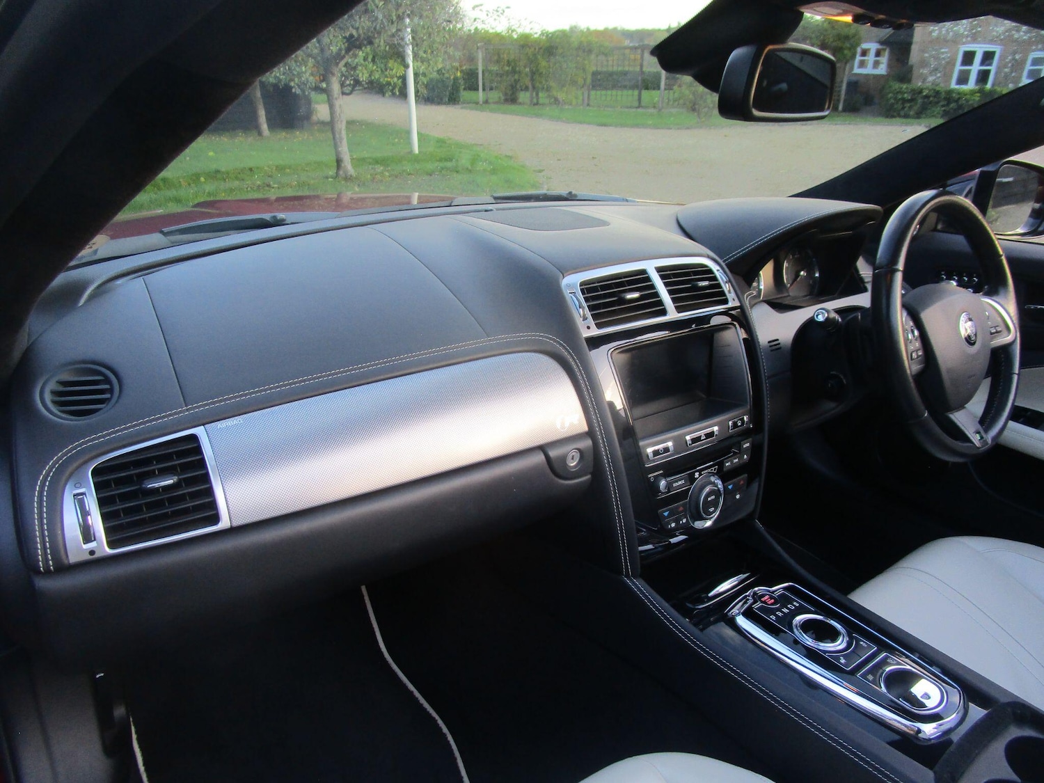 Used Jaguar XK 2014 for sale - 76408774: Photo 16