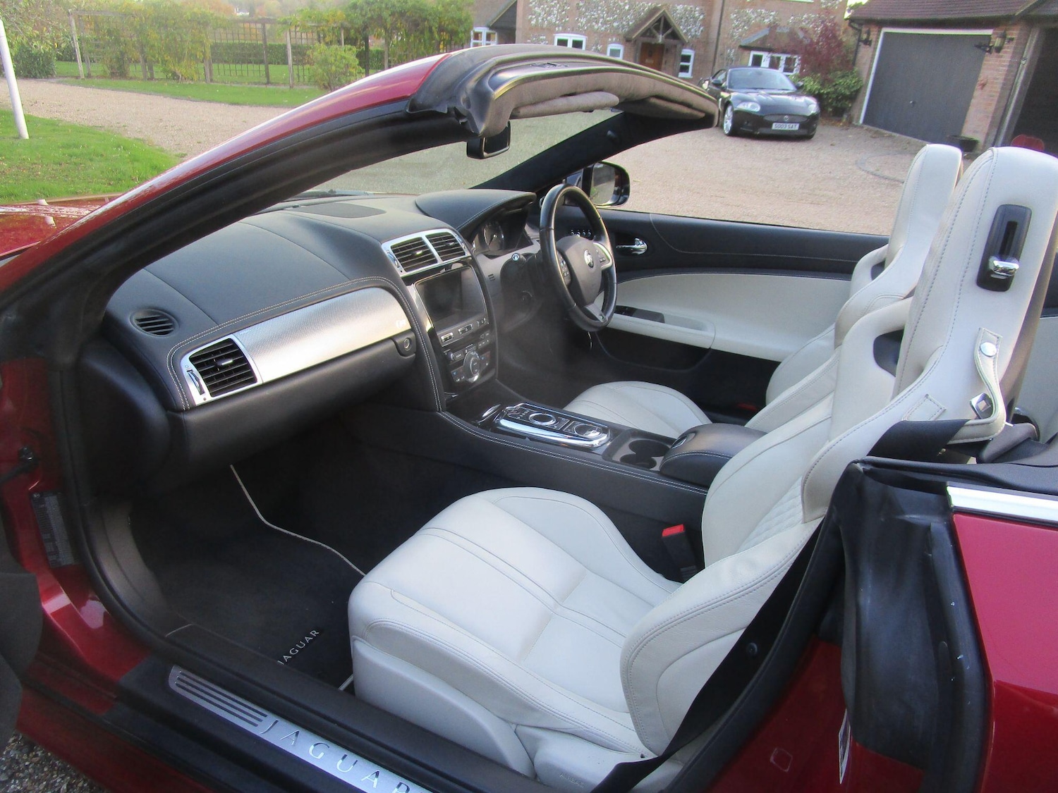 Used Jaguar XK 2014 for sale - 76408774: Photo 19