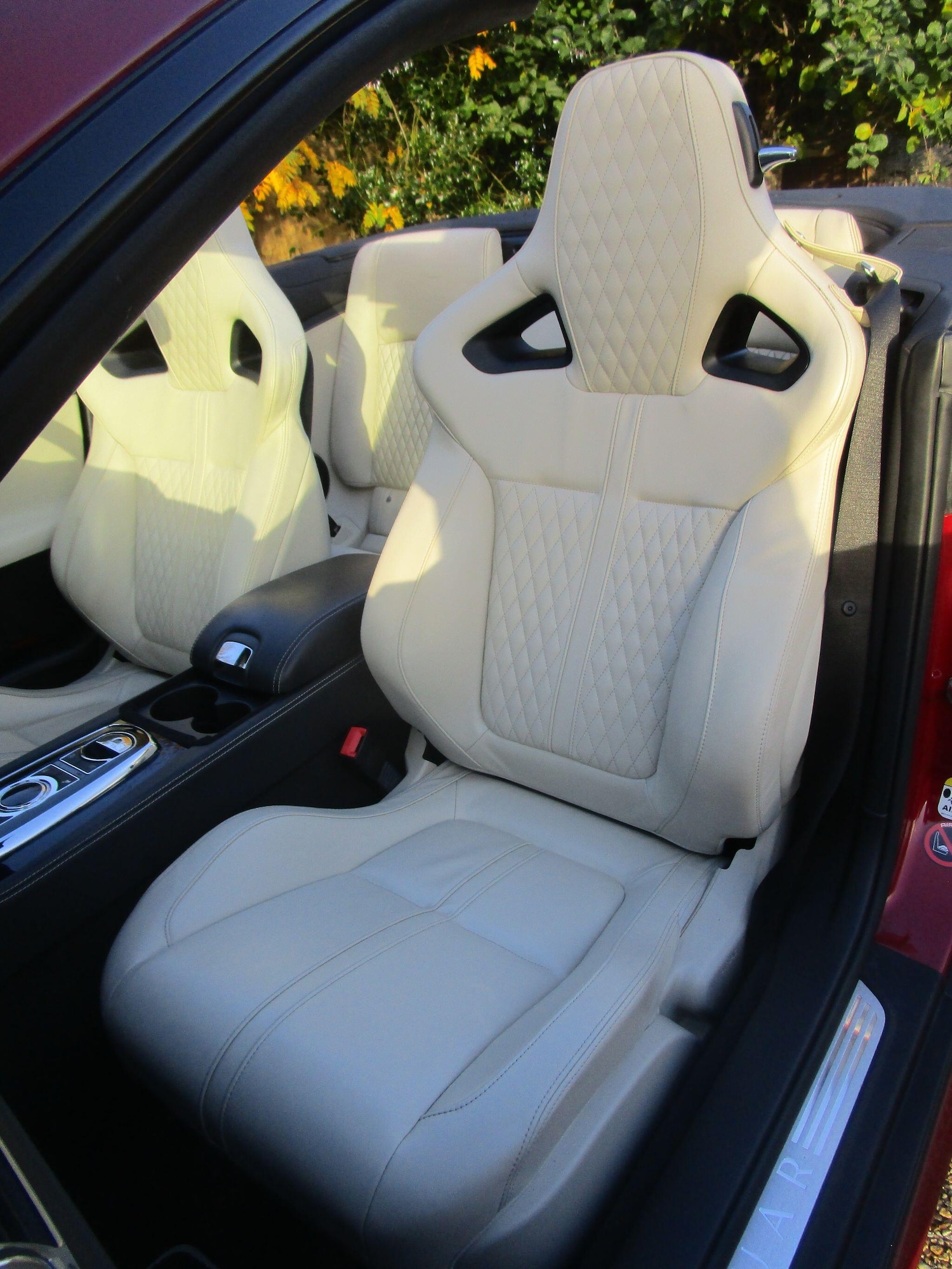 Used Jaguar XK 2014 for sale - 76408774: Photo 33