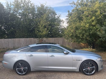 Used Jaguar XJ 2010 for sale - 79645121: Photo