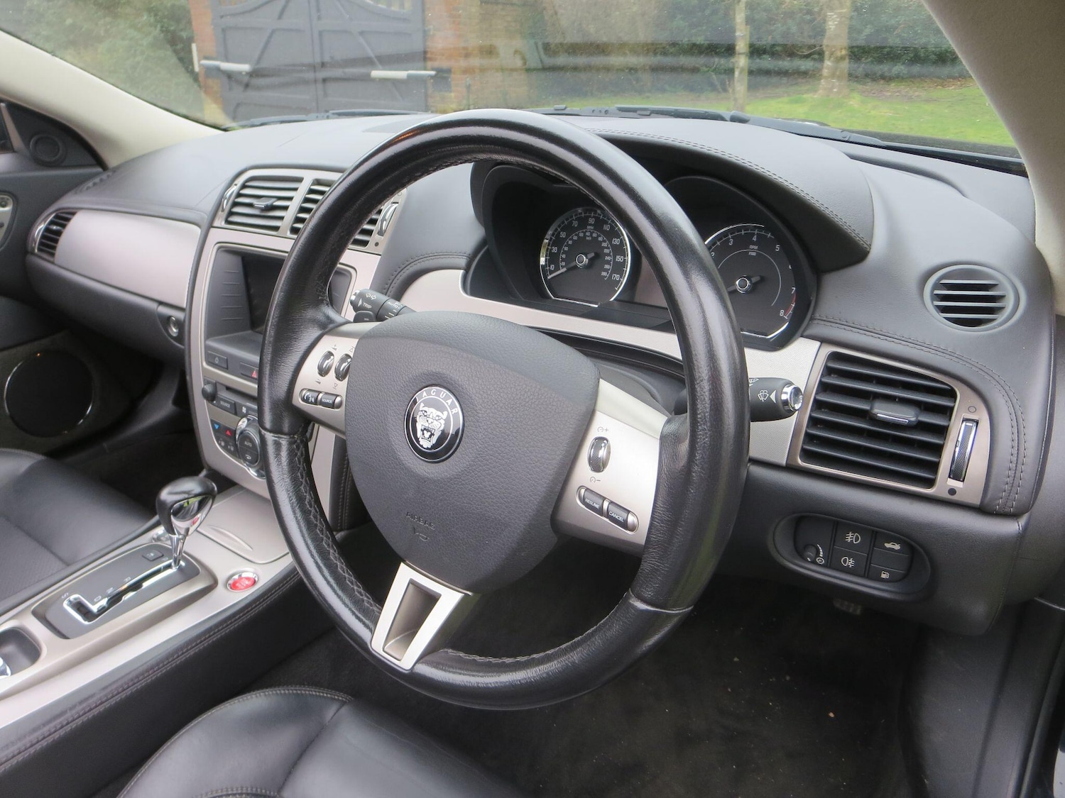 Used Jaguar XK 2006 for sale - 77854193: Photo 32