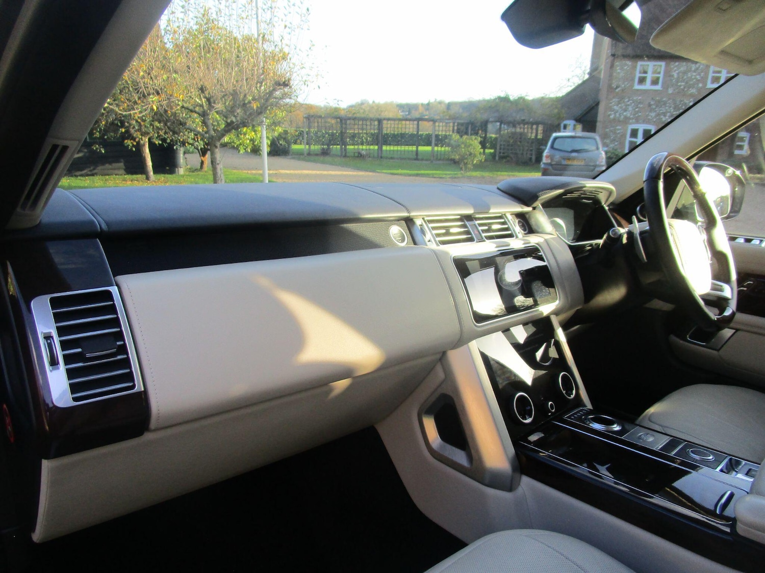 Used Land Rover Range Rover 2018 for sale - 76634126: Photo 13