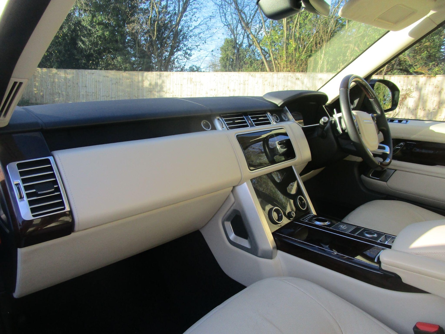 Used Land Rover Range Rover 2018 for sale - 76634126: Photo 16