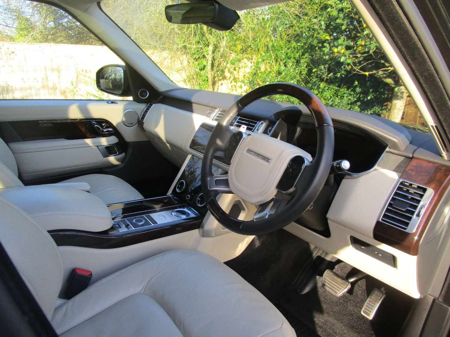 Used Land Rover Range Rover 2018 for sale - 76634126: Photo 17