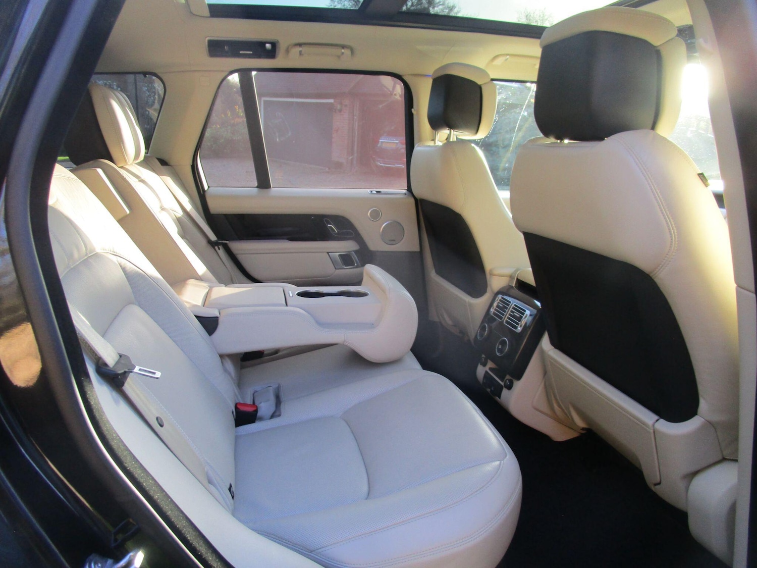 Used Land Rover Range Rover 2018 for sale - 76634126: Photo 26