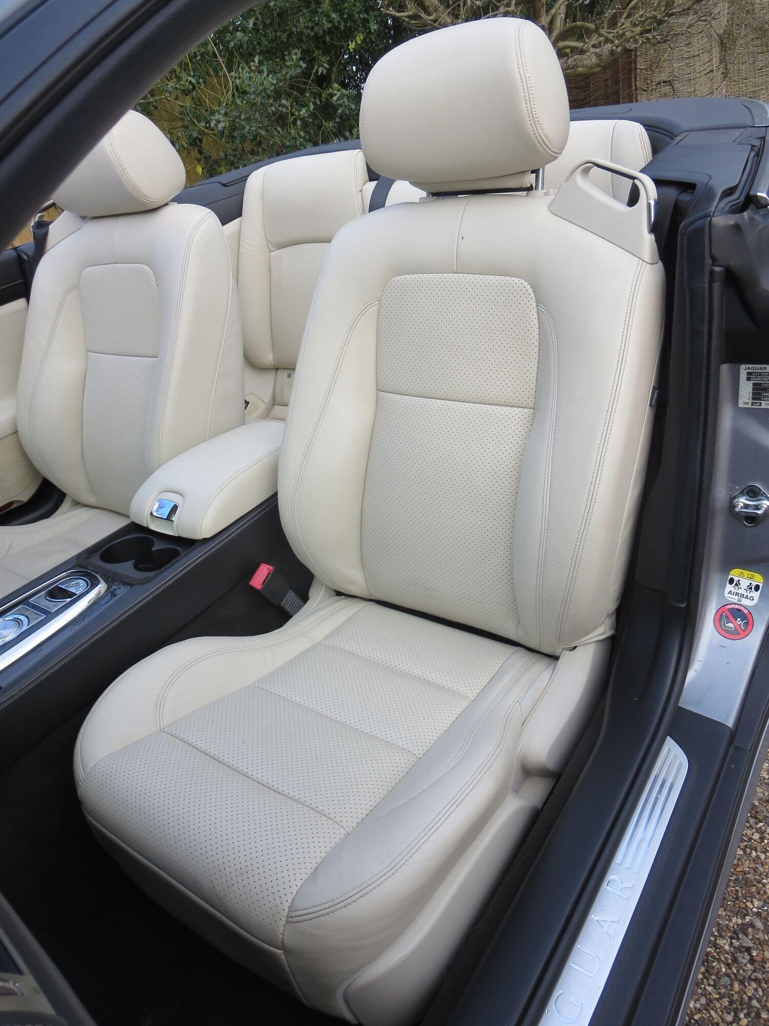 Used Jaguar XK 2011 for sale - 77838596: Photo 33