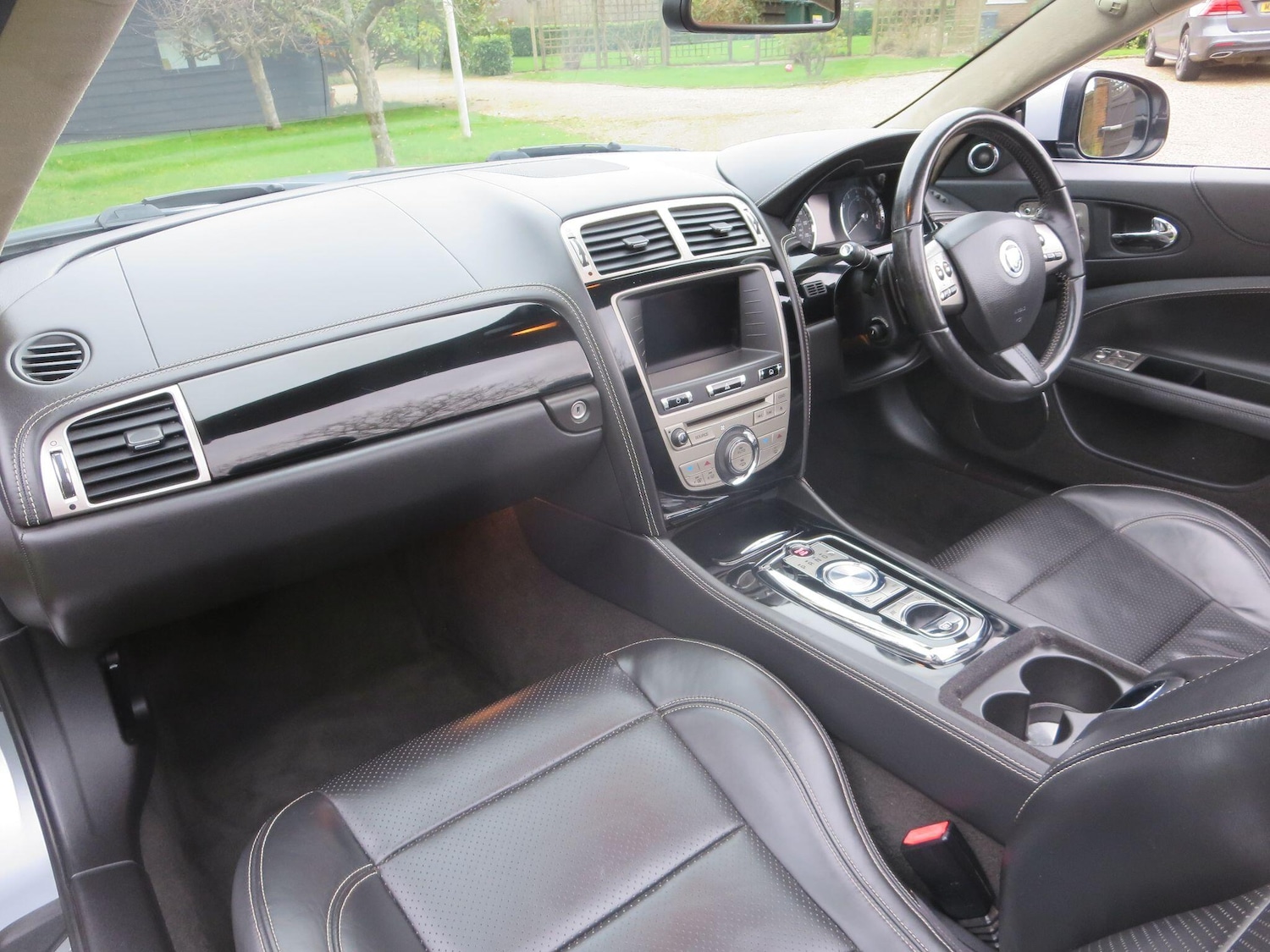 Used Jaguar XK 2010 for sale - 77853548: Photo 17