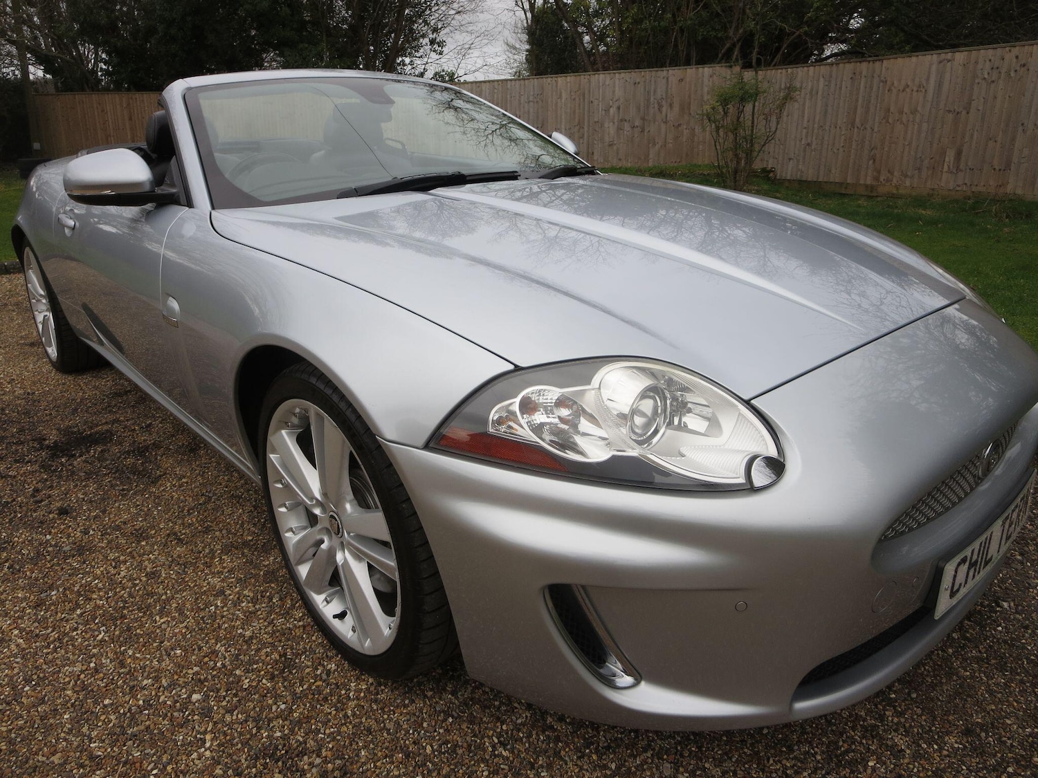 Used Jaguar XK 2010 for sale - 77853548: Photo 2