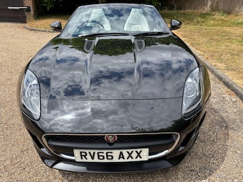 Used Jaguar F-Type 2016 for sale - 79441340: Photo