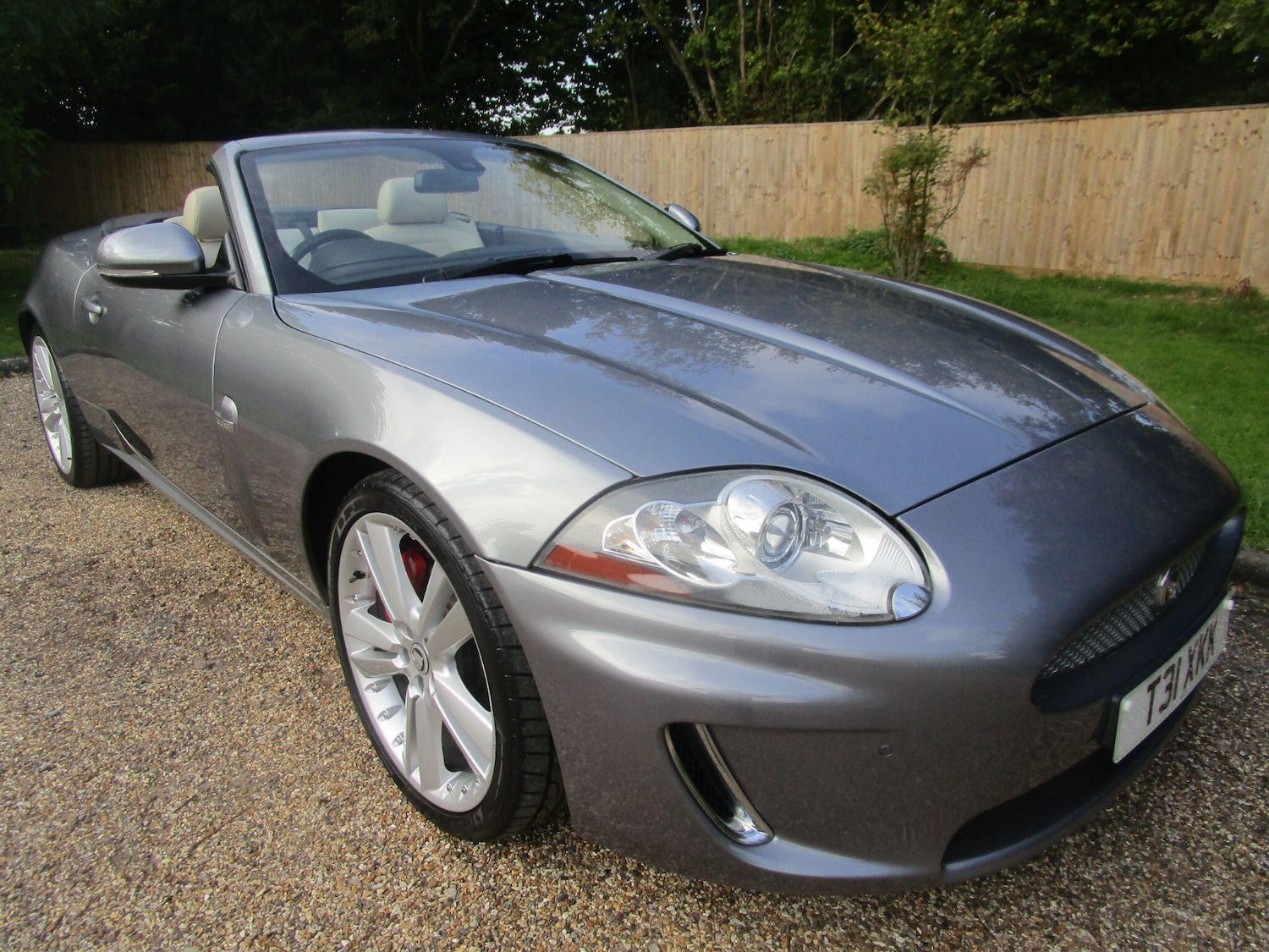 Used Jaguar XK 2010 for sale - 76989795: Photo 8