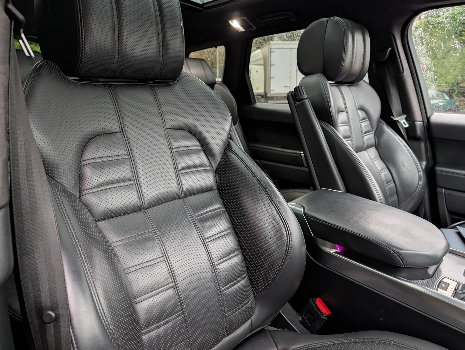 Used Land Rover Range Rover Sport 2017 for sale - 76957895: Photo 3