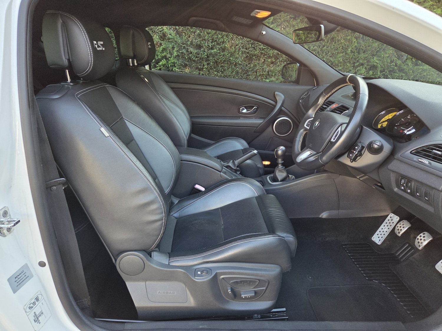 Used Renault Megane 2010 for sale - 77766509: Photo 9