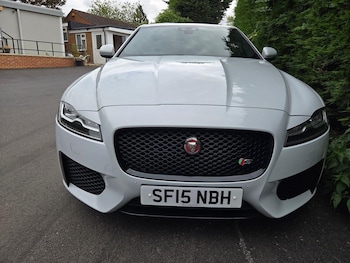 Used Jaguar XF 2015 for sale - 75282801: Photo