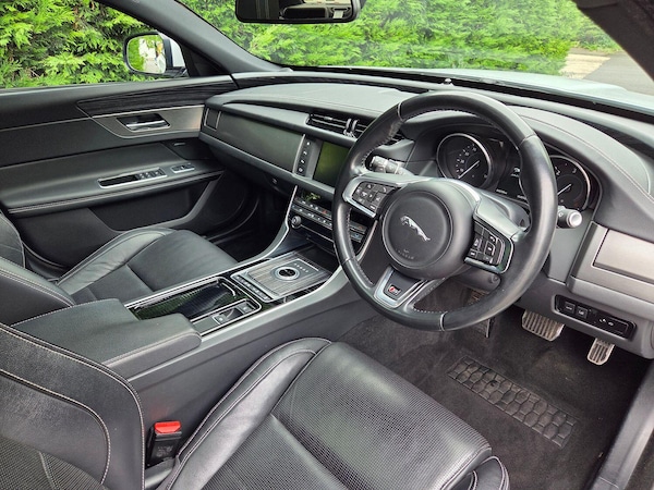 Used Jaguar XF 2015 for sale - 75282801: Photo 9