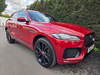 Used Jaguar F-Pace 2017 for sale - 76699237: Photo