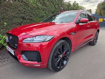 Used Jaguar F-Pace 2017 for sale - 76699237: Photo