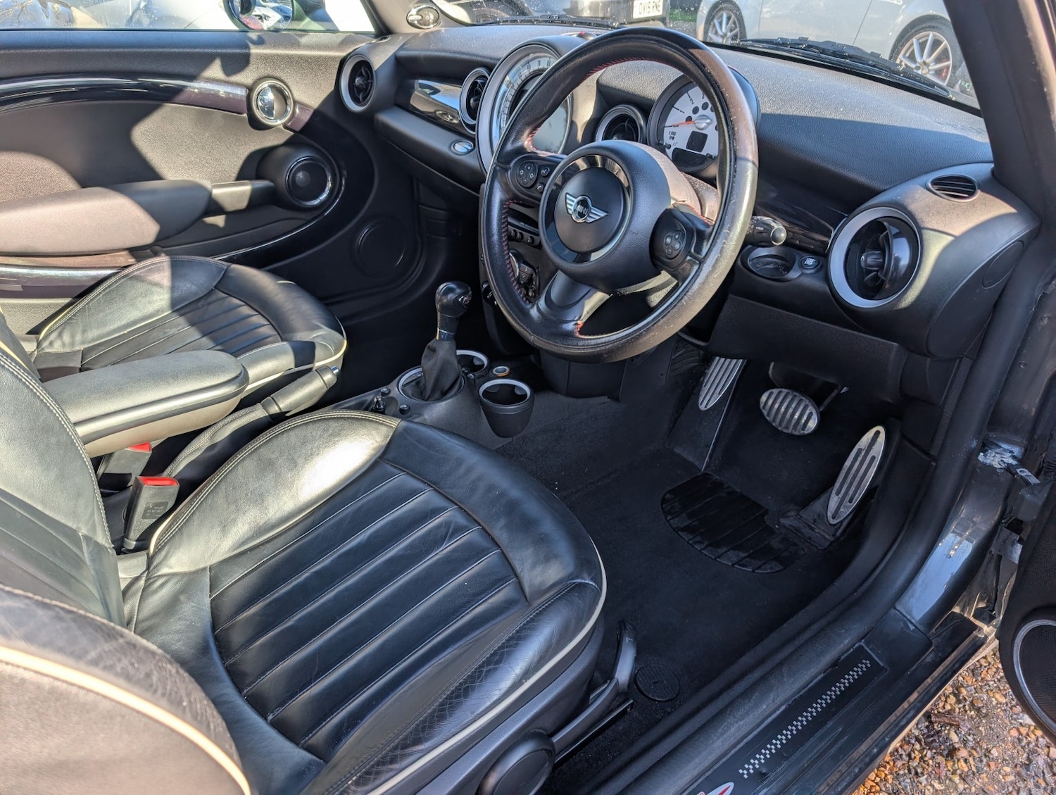 Used MINI Hatch 2011 for sale - 76655982: Photo 5