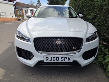 Used Jaguar F-Pace 2018 for sale - 78558856: Photo