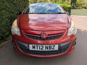 Vauxhall - Corsa