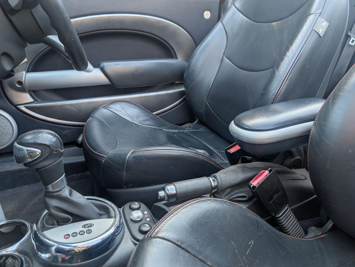 Used MINI Convertible 2005 for sale - 76794192: Photo 3