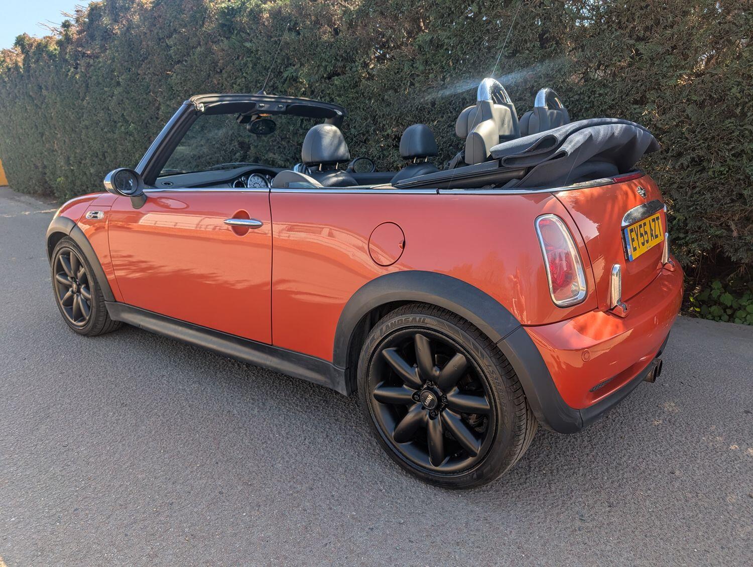 Used MINI Convertible 2005 for sale - 76794192: Photo 8