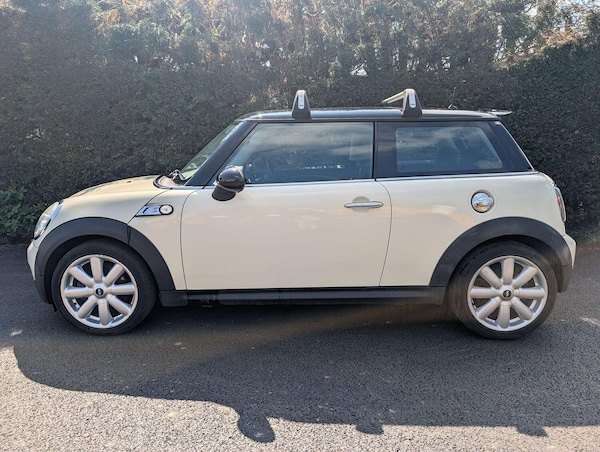 Used MINI Hatch 2007 for sale - 74462260: Photo 2