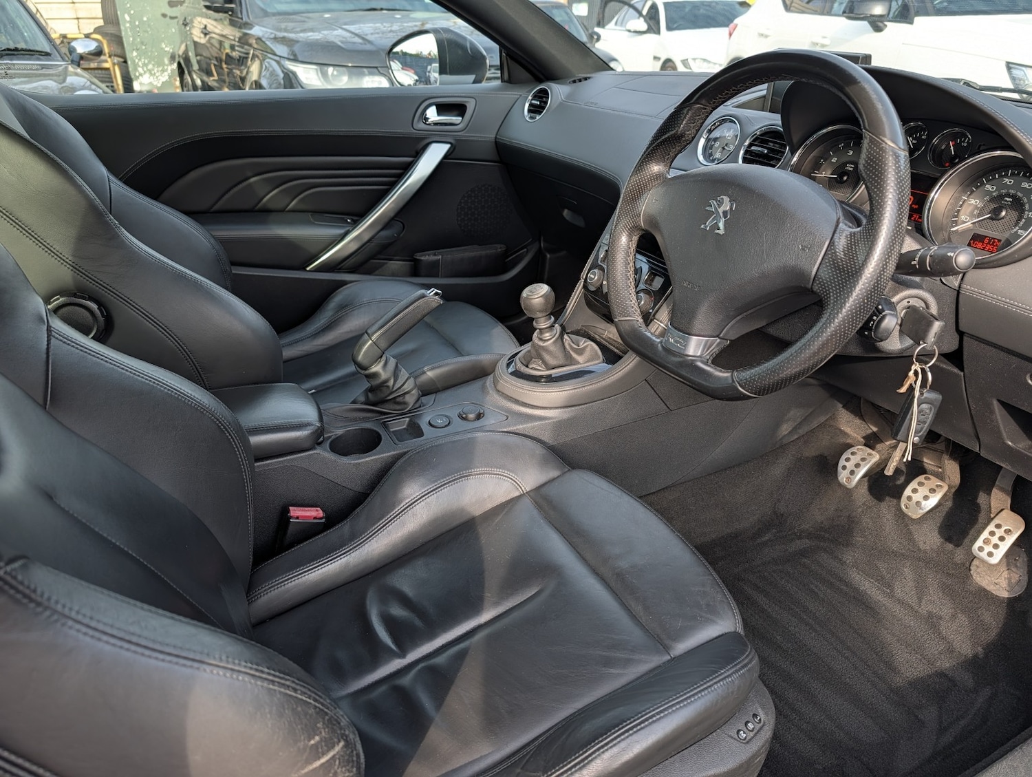 Used Peugeot RCZ 2013 for sale - 77973762: Photo 5
