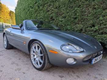 2002 - Jaguar XK8