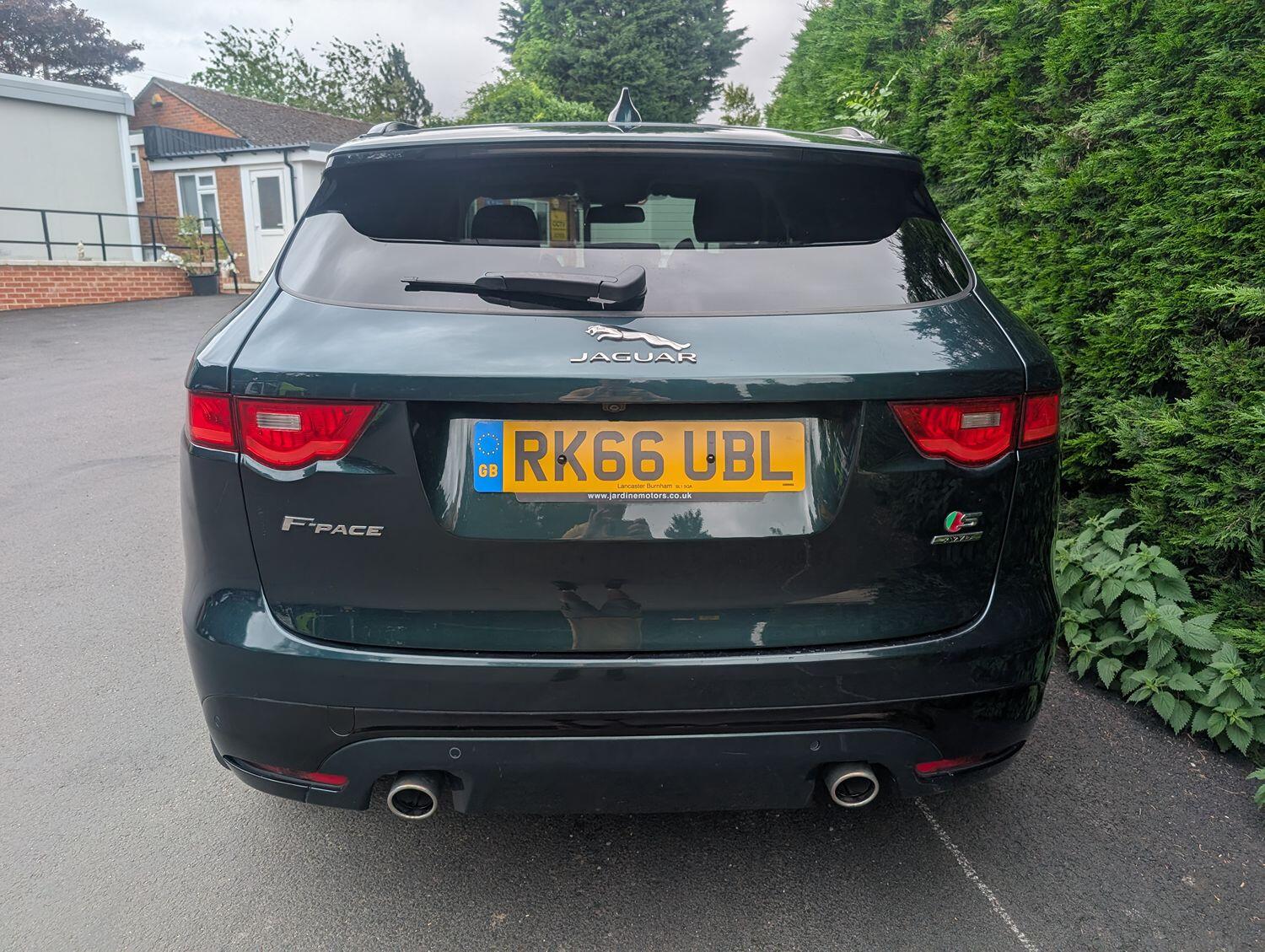 Used Jaguar F-Pace 2016 for sale - 76794182: Photo 8