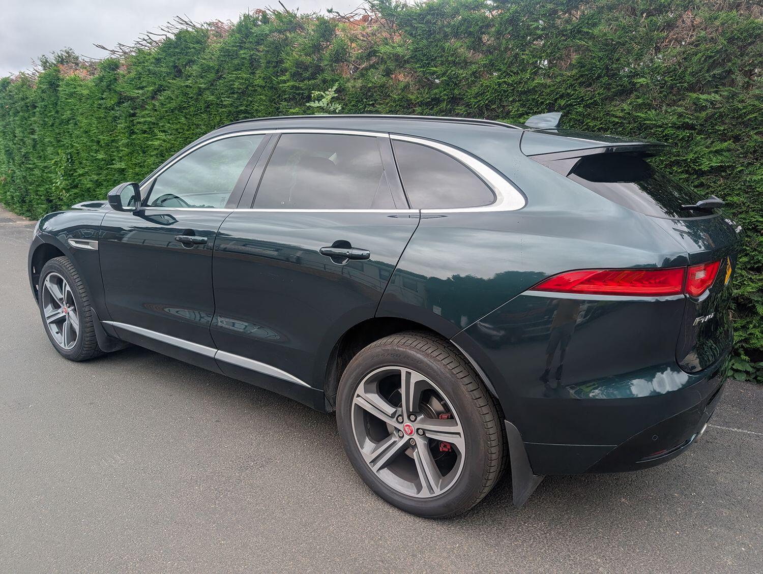 Used Jaguar F-Pace 2016 for sale - 76794182: Photo 9