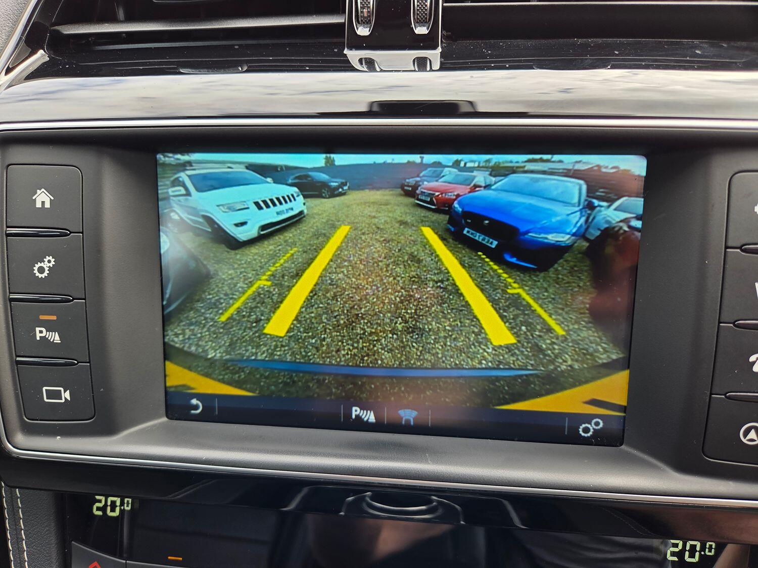 Used Jaguar F-Pace 2016 for sale - 76769562: Photo 13