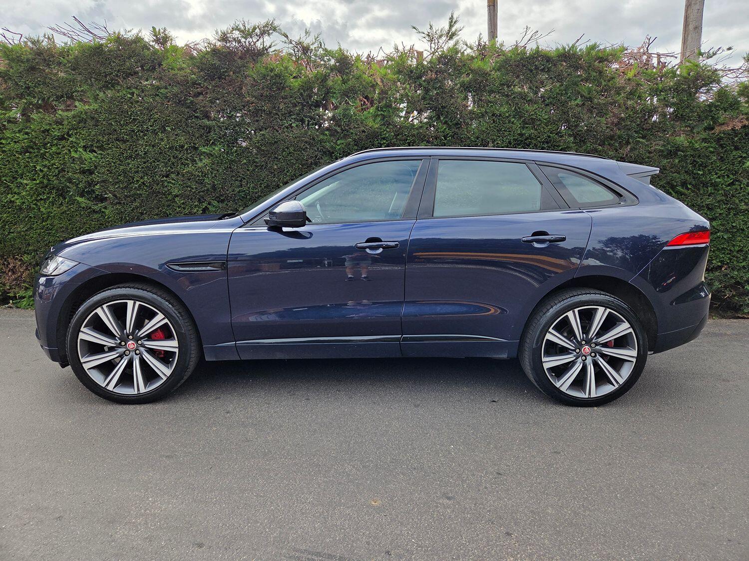 Used Jaguar F-Pace 2016 for sale - 76769562: Photo 8