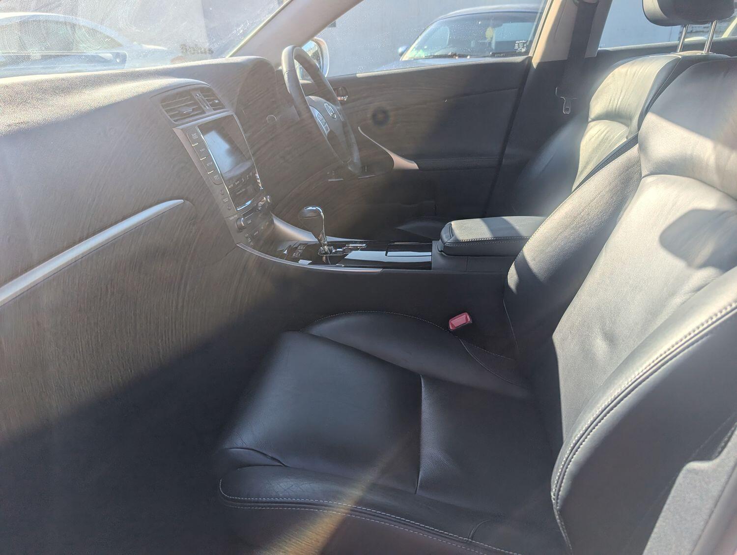 Used Lexus IS 2012 for sale - 76369381: Photo 11