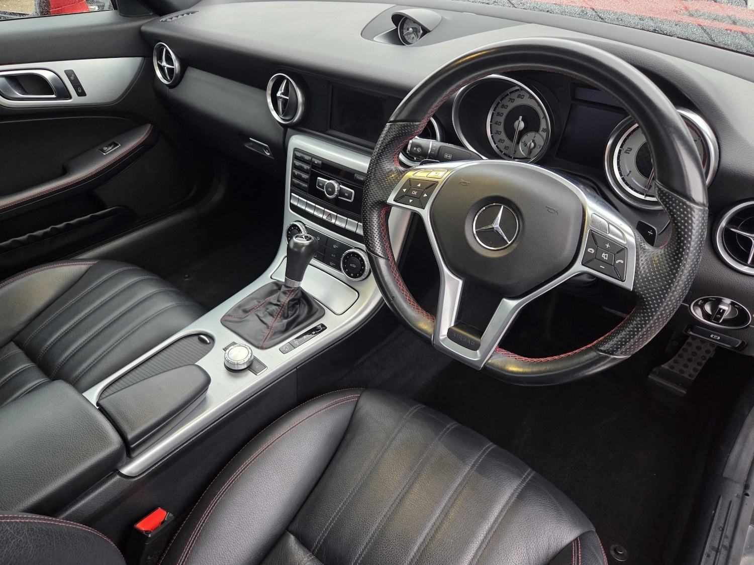 Used Mercedes-Benz SLK 2015 for sale - 78098220: Photo 11